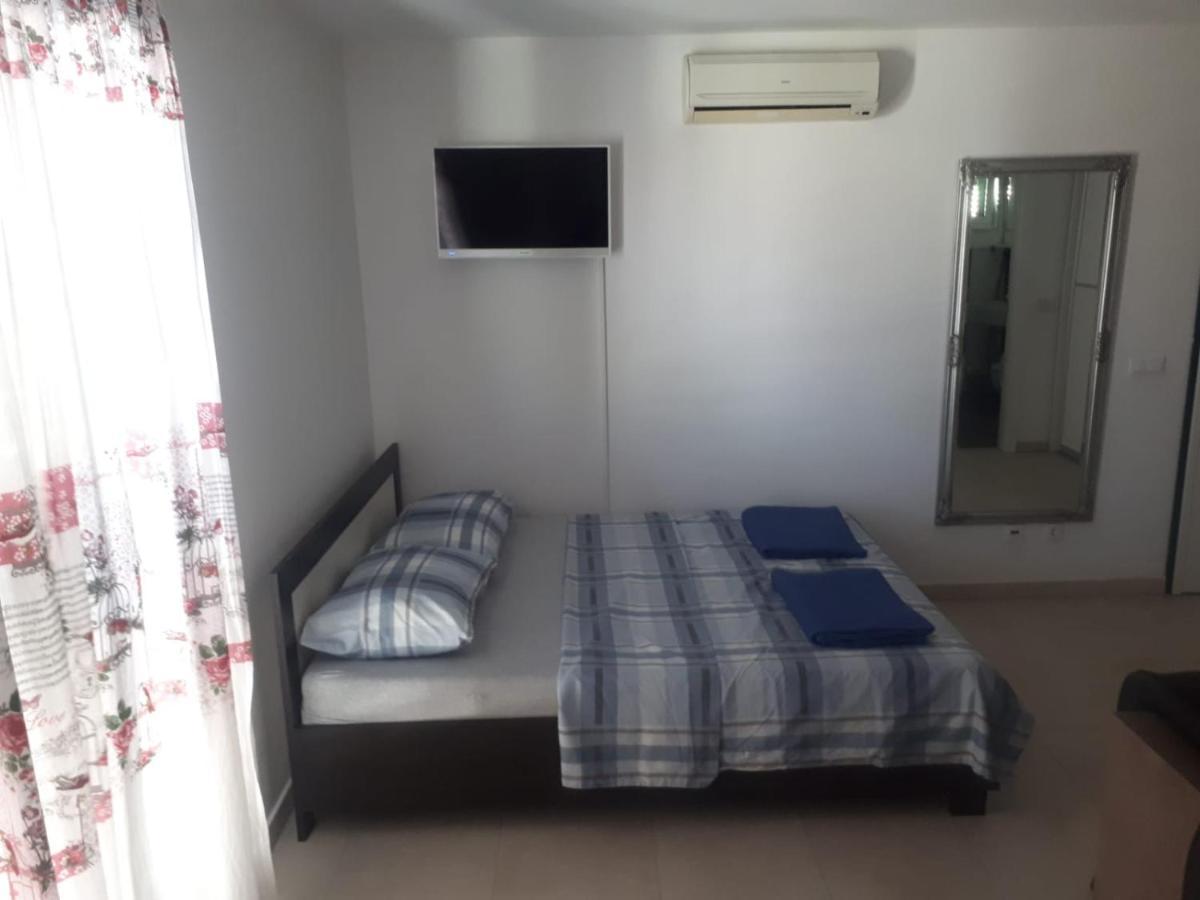 Studio Apartman Labrador Vodice Eksteriør billede